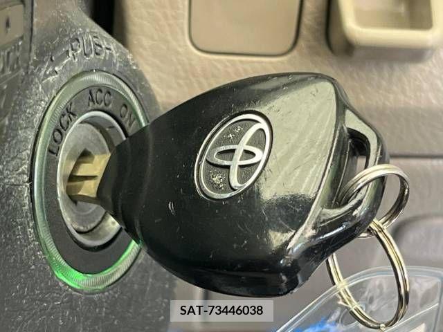 Toyota NOAH 2005-09 365119-5