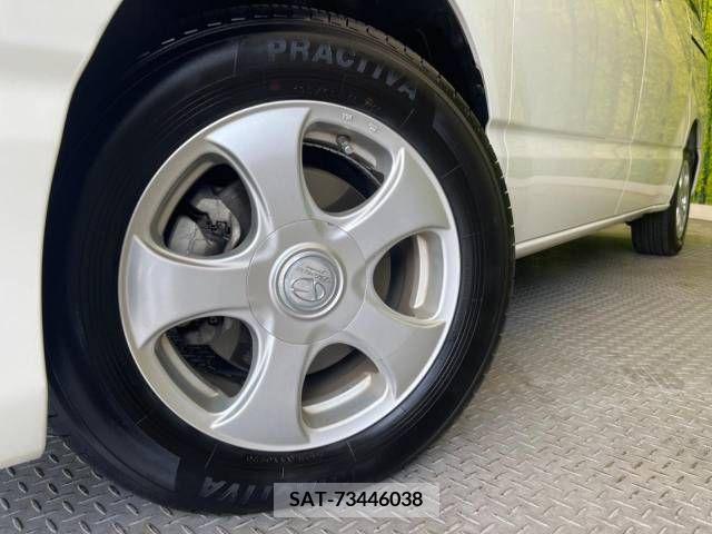 Toyota NOAH 2005-09 365119-13