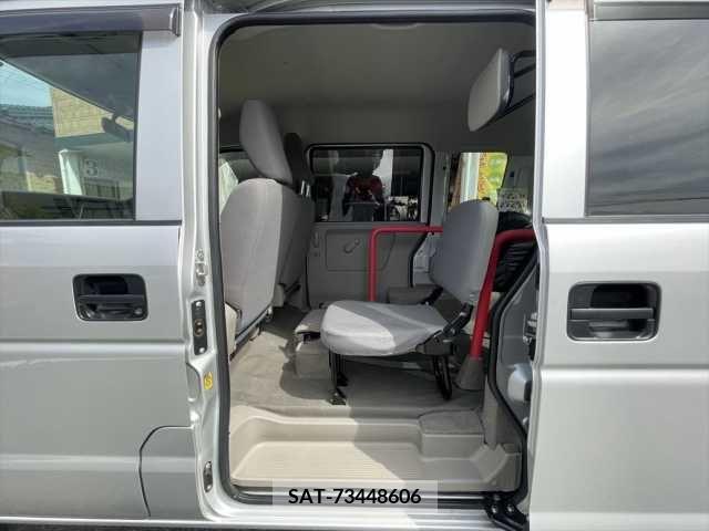 Suzuki EVERY 2015-01 297366-17
