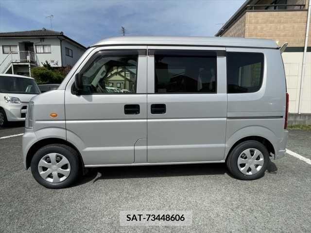 Suzuki EVERY 2015-01 297366-10