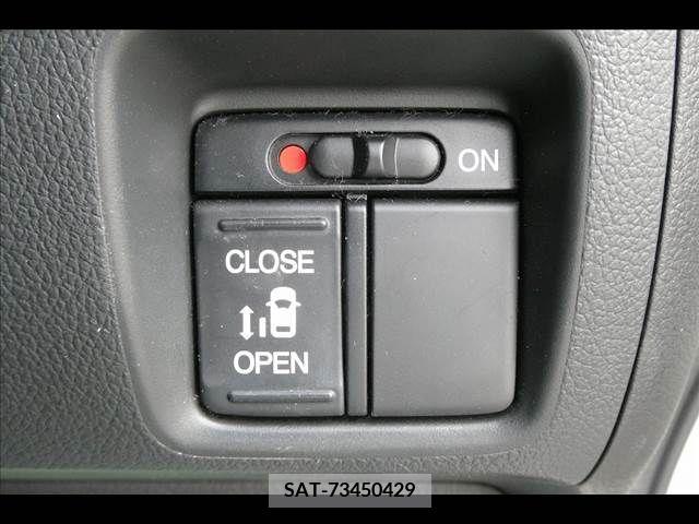 Honda N BOX 2015-12 306637-7