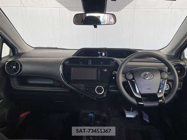 Toyota AQUA 2019-01 235455-1