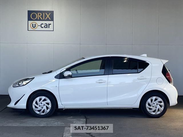 Toyota AQUA 2019-01 235455-4