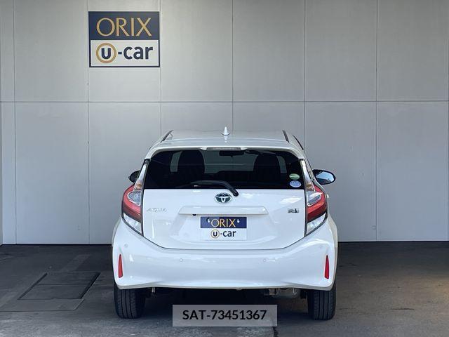 Toyota AQUA 2019-01 235455-6