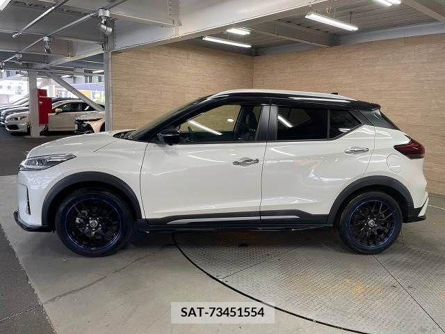 Nissan KICKS 2021-08 362289-17