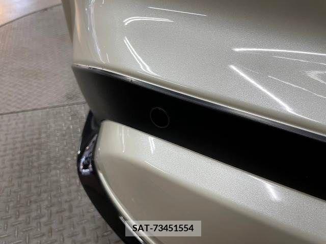 Nissan KICKS 2021-08 362289-15