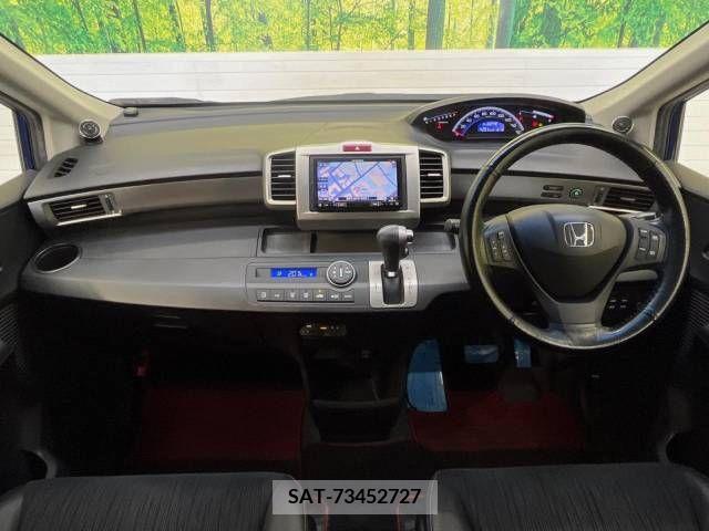 Honda FREED 2015-08 379825-1
