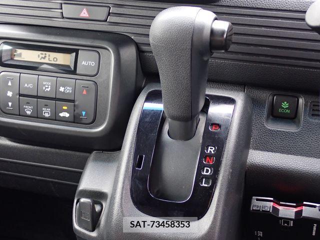 Honda N-VAN 2020-05 373024-26