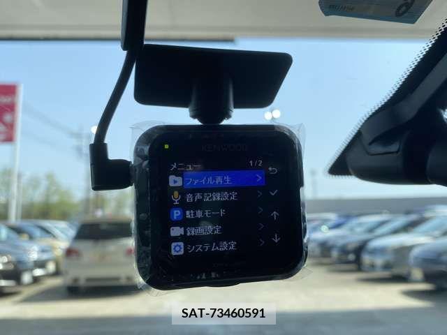 Nissan NOTE 2015-10 327783-3