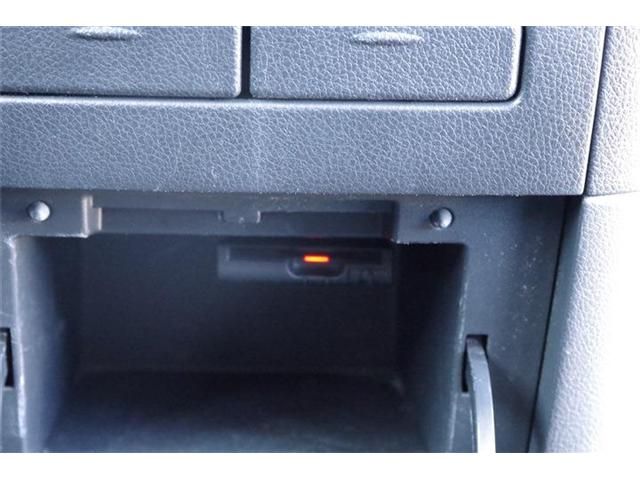 Nissan ELGRAND 2019-04 12808-5