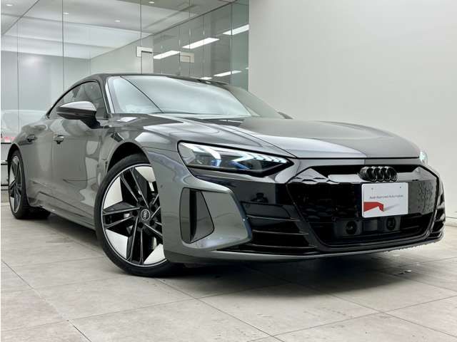 Audi E-TRON 2021-12 183976-4