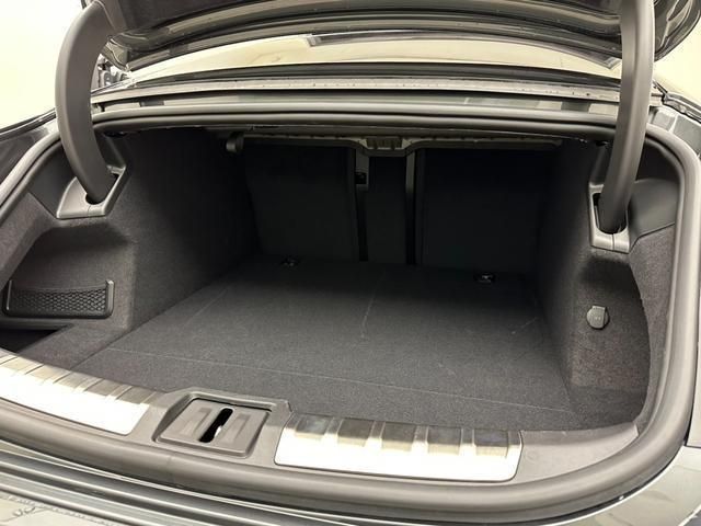 Audi E-TRON 2021-12 183976-19