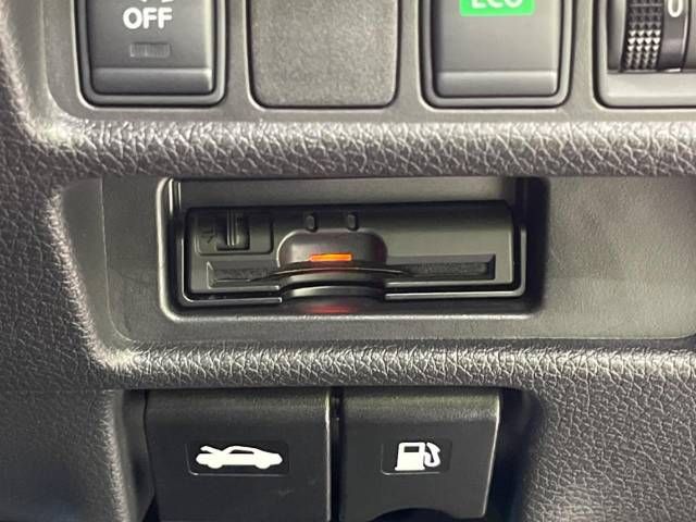 Nissan X-TRAIL 2017-03 185160-6