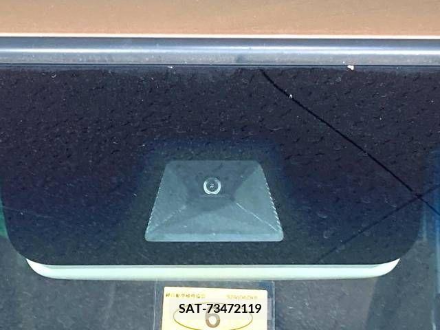 Honda N BOX 2019-08 379914-4
