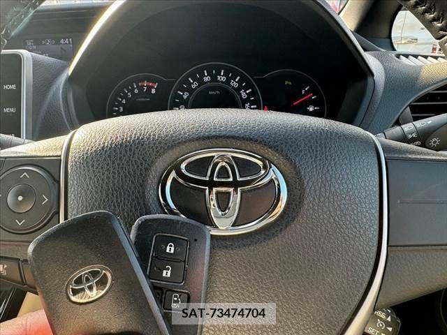 Toyota NOAH 2019-09 365109-3