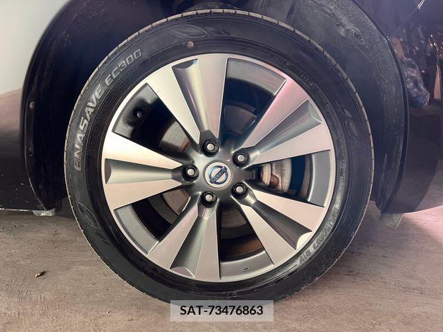 Nissan LEAF 2012-11 254305-14