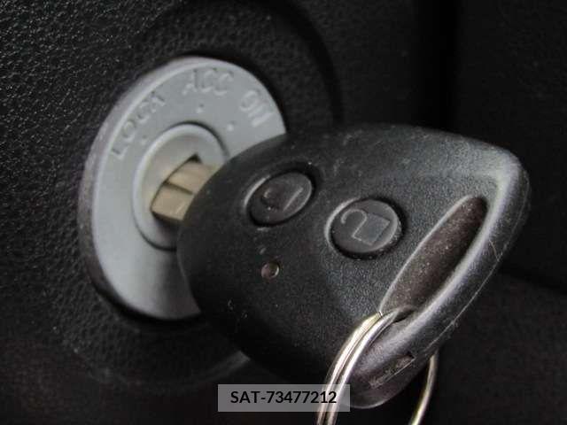 Toyota PIXIS VAN 2019-03 315580-14
