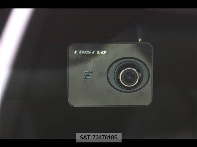 Honda CR-Z 2012-03 358388-15