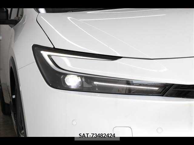 Toyota PRIUS 2024-05 332942-13