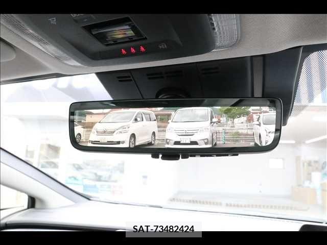Toyota PRIUS 2024-05 332942-3