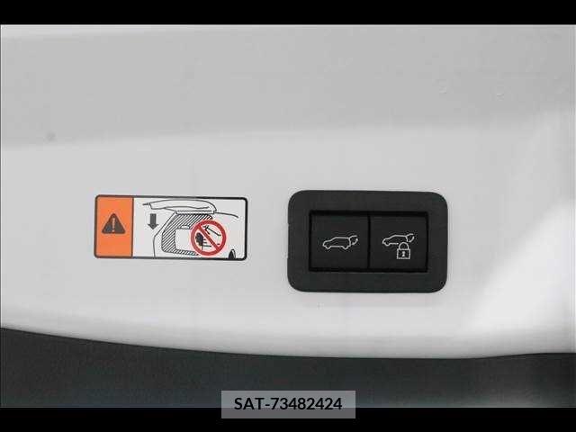 Toyota PRIUS 2024-05 332942-19