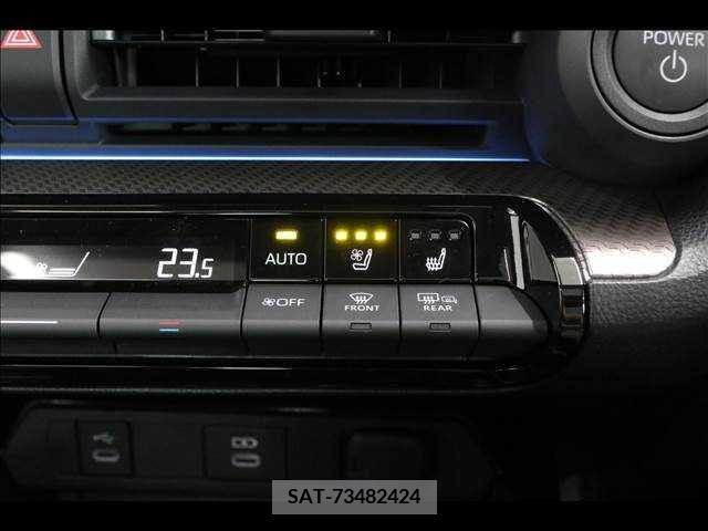Toyota PRIUS 2024-05 332942-17