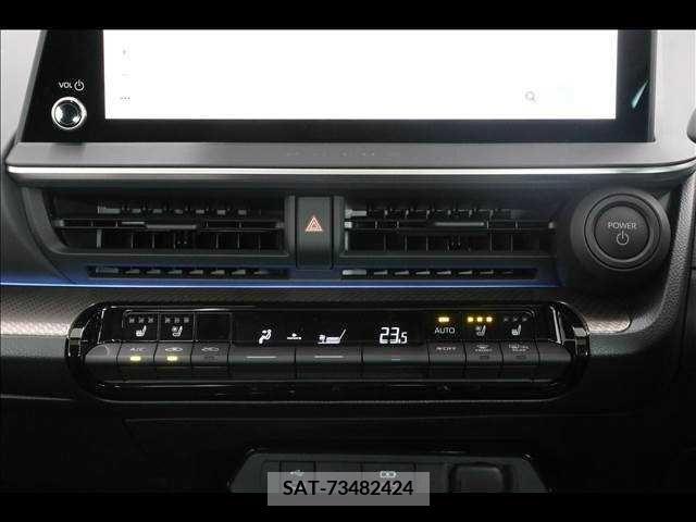 Toyota PRIUS 2024-05 332942-8