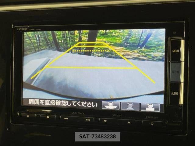 Honda e 2015-06 331521-5