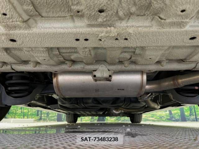 Honda e 2015-06 331521-19
