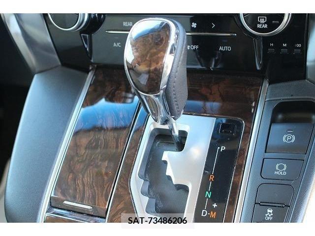 Toyota ALPHARD 2018-06 206137-7