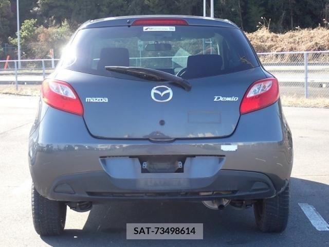 Mazda DEMIO 2013-02 386039-1