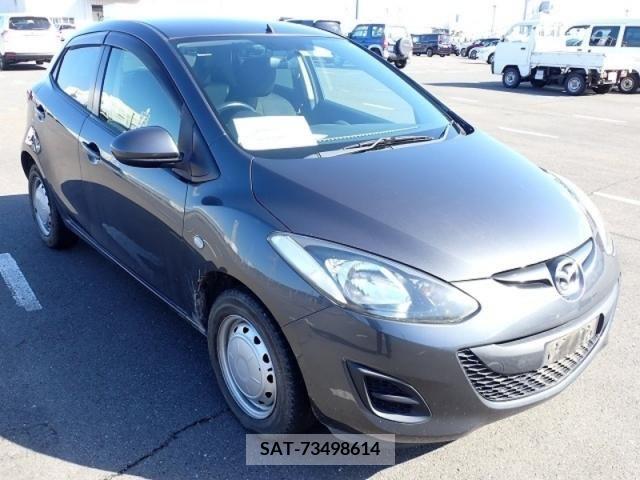 Mazda DEMIO 2013-02 386039-11