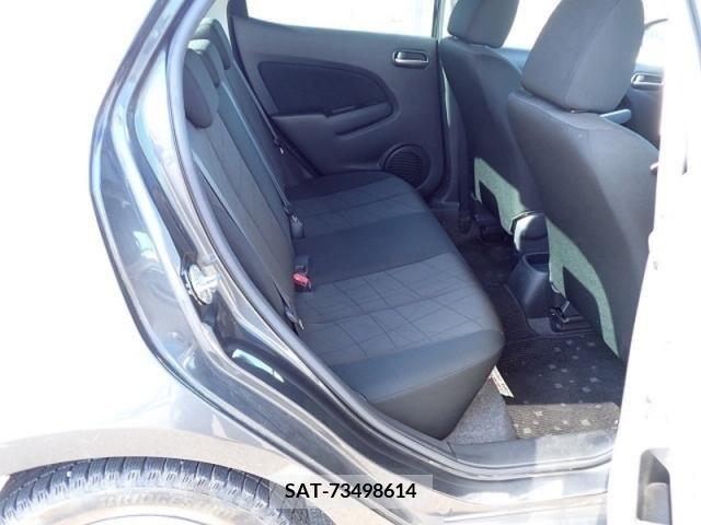 Mazda DEMIO 2013-02 386039-6