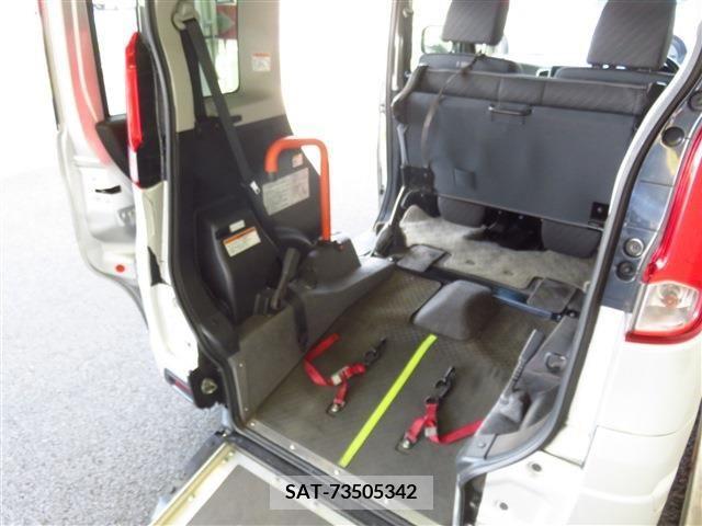 Suzuki SPACIA 2018-01 232030-9