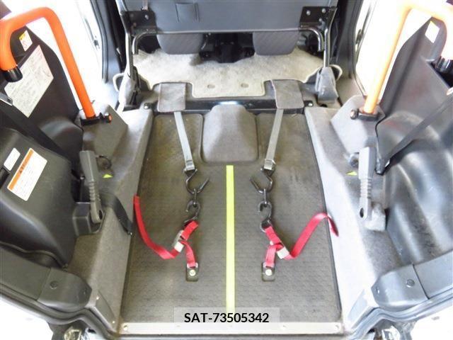 Suzuki SPACIA 2018-01 232030-10