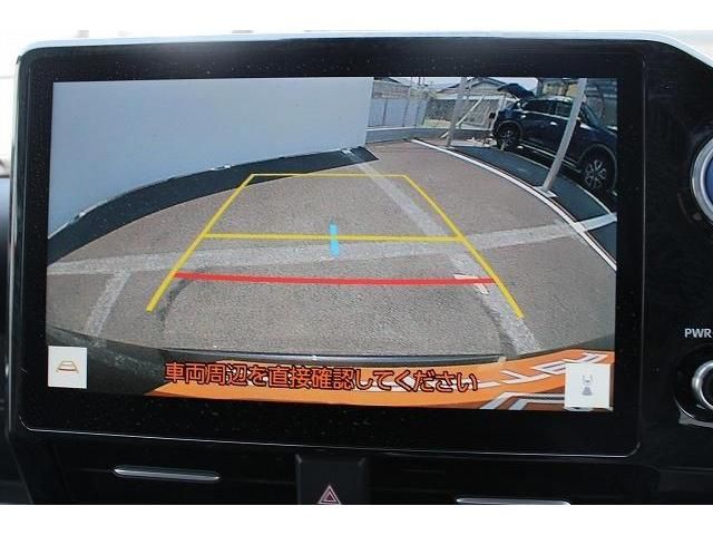 Toyota VOXY HYBRID 2022-03 8979-15