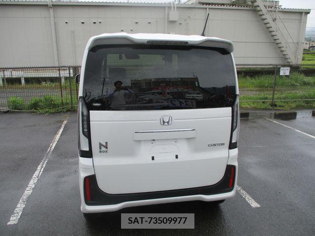 Honda N BOX CUSTOM 2024-01 307528-2