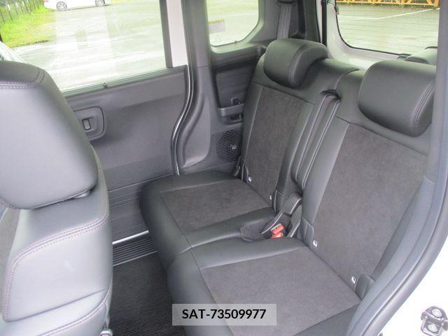Honda N BOX CUSTOM 2024-01 307528-5