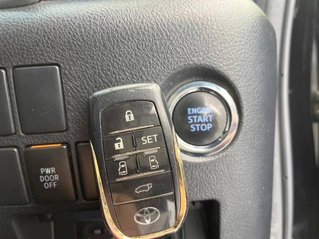 Toyota VELLFIRE 2018-01 193507-8