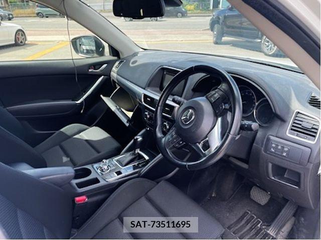 Mazda CX-5 2015-09 358541-1