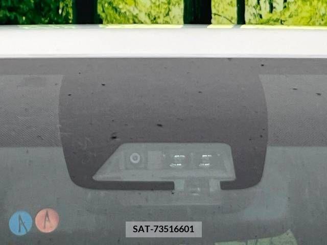 Toyota VOXY 2018-10 374564-4