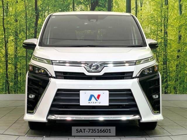 Toyota VOXY 2018-10 374564-18