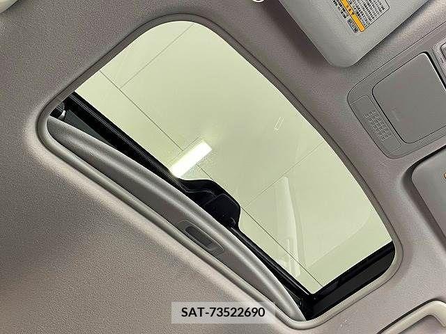 Toyota VOXY 2015-12 345792-4