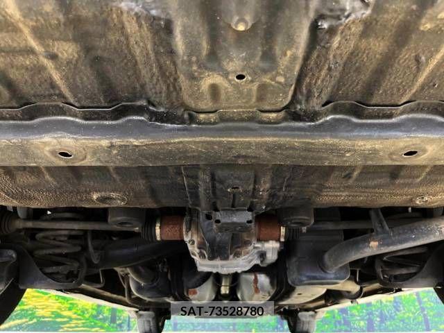 Honda e 2013-09 394338-19