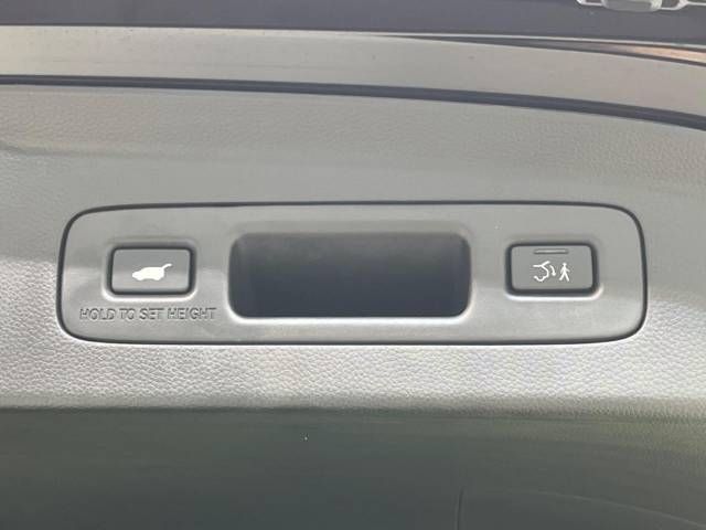 Honda VEZEL 2022-02 183231-6