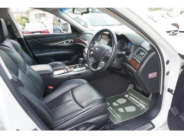 Nissan FUGA 2010-02 5312-17