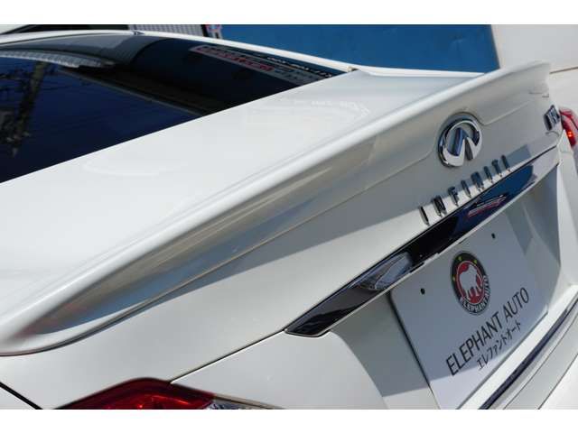 Nissan FUGA 2010-02 5312-1