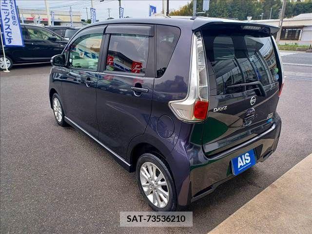 Nissan DAYZ 2013-10 245195-2