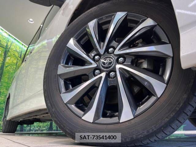 Toyota VOXY 2022-02 394957-14