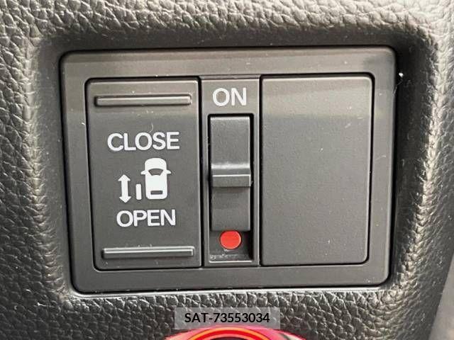 Honda N BOX CUSTOM 2019-01 330767-4